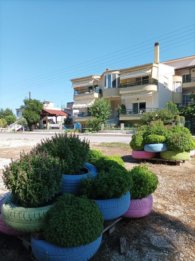 Dimitra Apartments Keramotí Exteriér fotografie